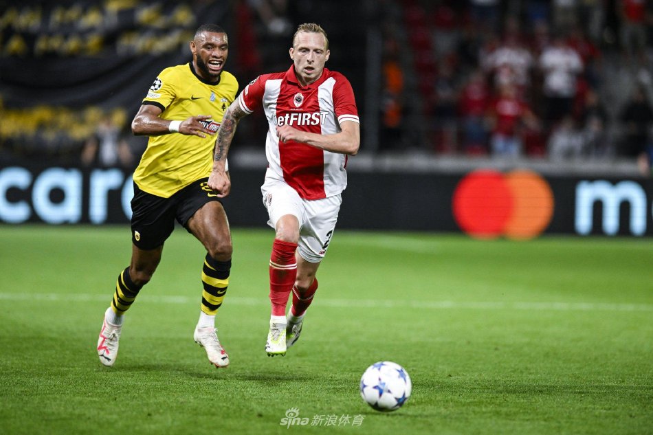 牢牢掌控住 牢牢掌控住