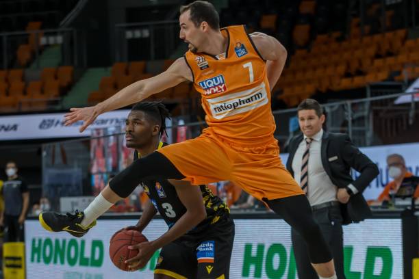 析刘俊茜过 析刘俊茜过