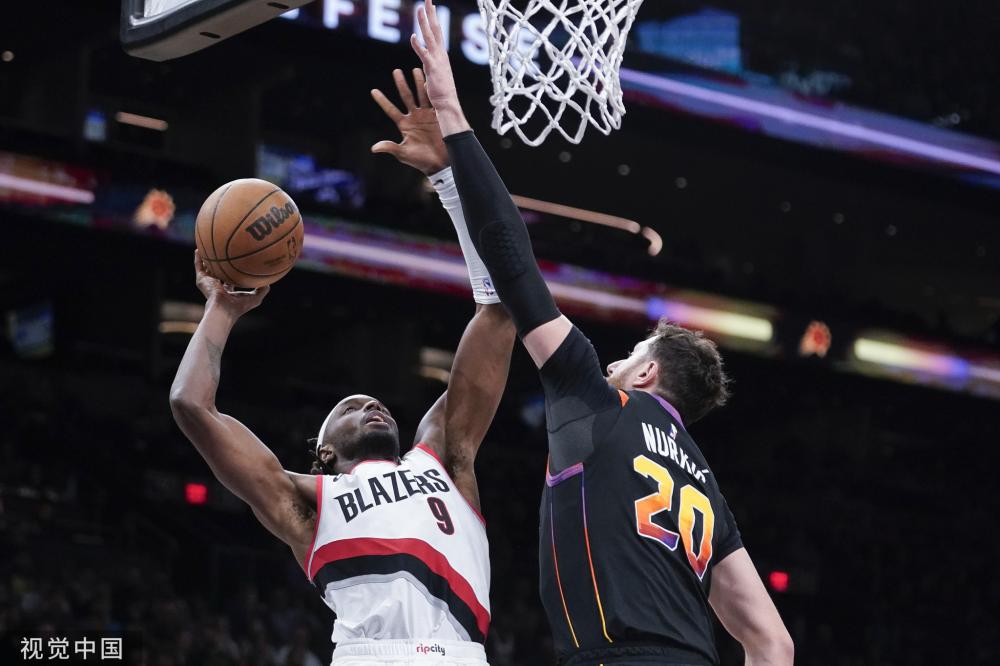 在防守中捉 在防守中捉